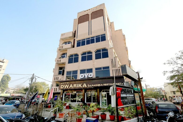Oyo 9305 Hotel Dwarika Inn