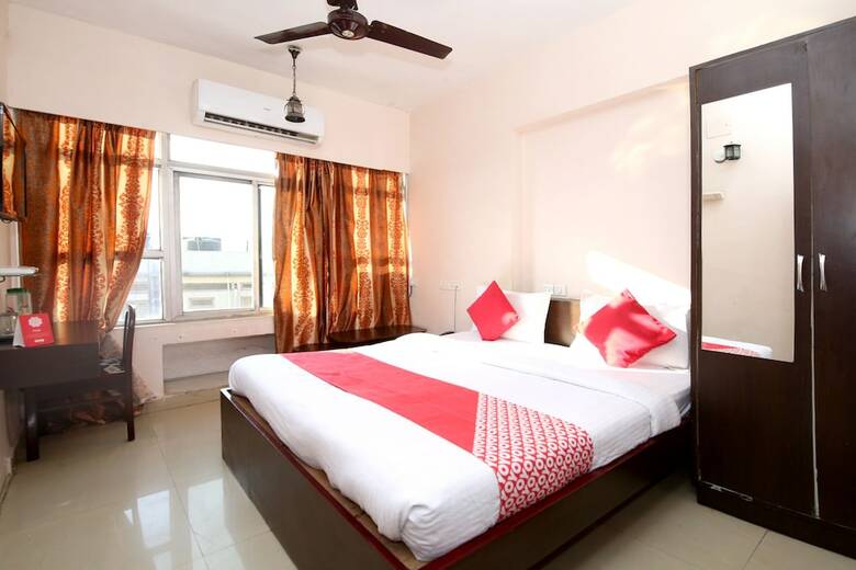 Oyo 9305 Hotel Dwarika Inn
