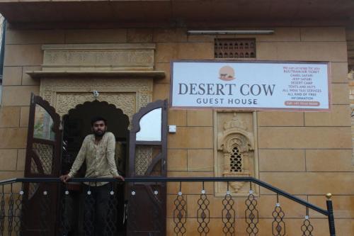 Hostal Desert Cow Guest House