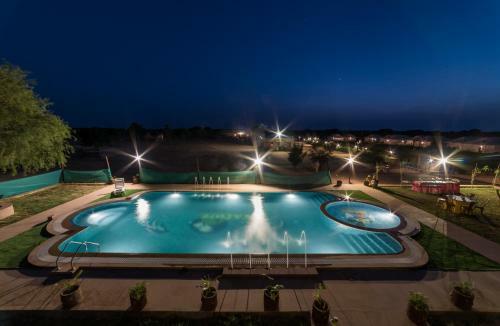 Hotel Moonlight Nature Resort And Camps