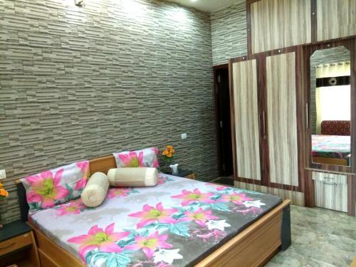 Sheetal Charming Space