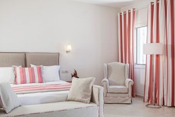 Hotel De.light(deluxe Suite Sea View