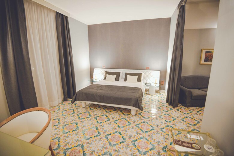 Leonessa Hotel