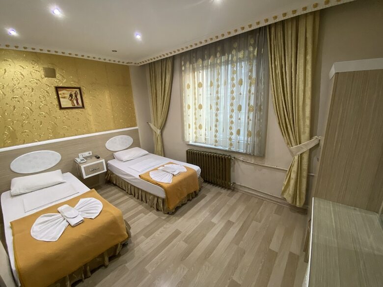 Grand Oral Hotel