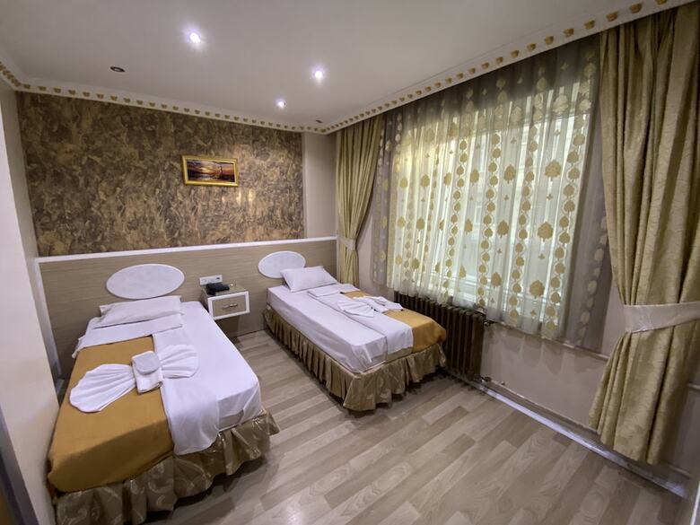 Grand Oral Hotel