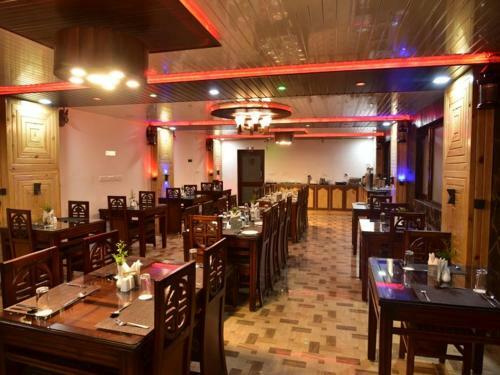 Hotel Xomotel Sunita Himalayan Paradise