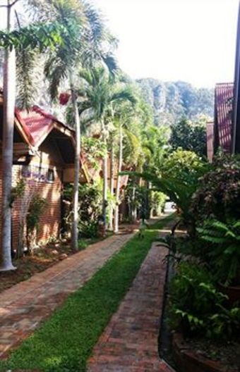 Hotel Green View Village Resort