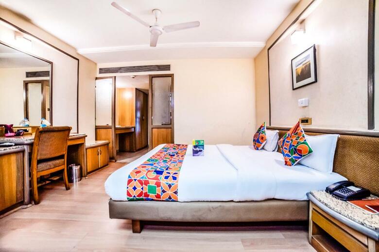 Hotel Gandharv Residency