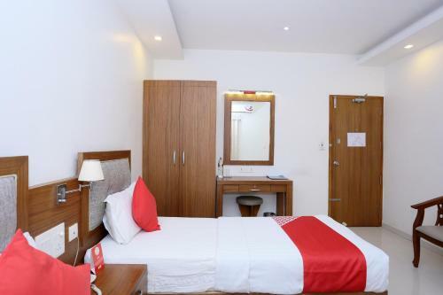 Oyo 24682 Hotel Soorya