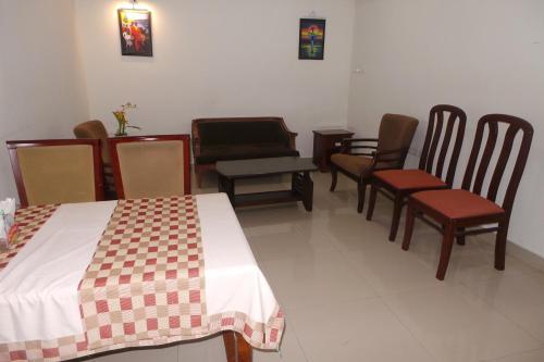 Hotel Meriya Residency