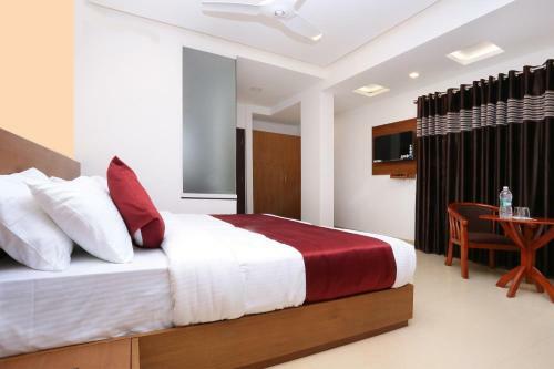 Oyo 10547 Hotel Ayodhya Residency