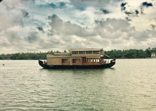 House Boat