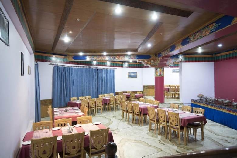 Hotel Cho Palace