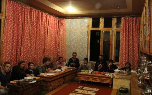 Hostal Tsetan Guest House