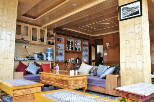 Hostal Laksdup Guest House