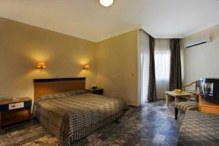 Larissa Akman Park Hotel
