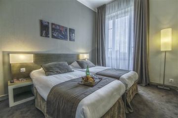 Hotel Kyriad Orange