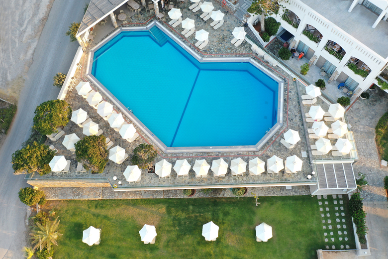 Hotel Maritimo Beach