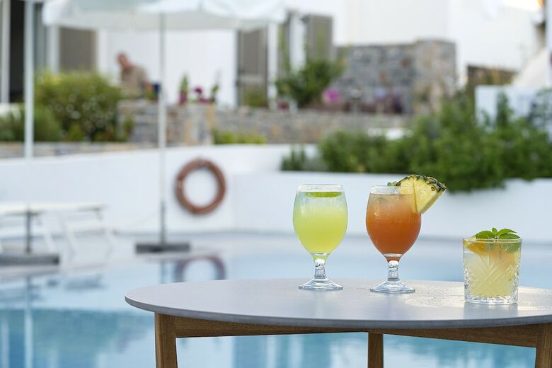 Hotel Maritimo Beach