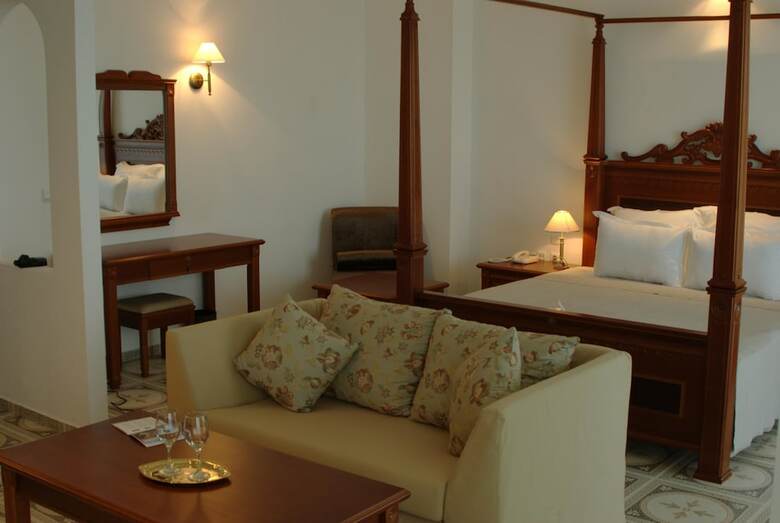 Hotel The Cliff Beach & Spa Resort