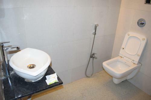 Manas Hotel