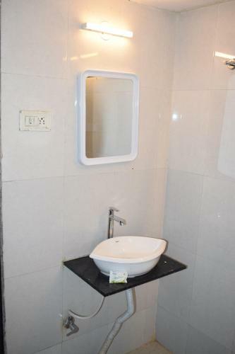 Manas Hotel