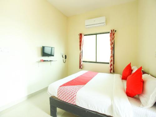 Hotel Oyo 13940 Shivaji Palace