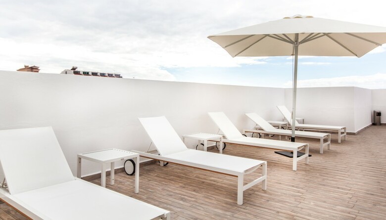 Hotel Blue Sea Lagos De Cesar