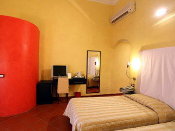 Hotel De La Pace