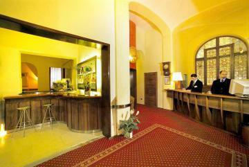 Hotel De La Pace