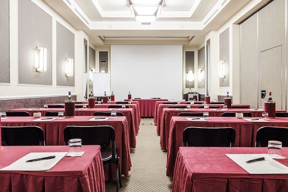 Hotel Adi Doria Grand