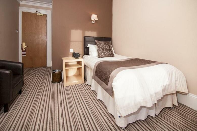 Hotel Best Western Burnett Arms