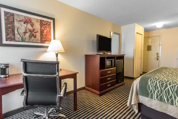 Hotel Comfort Inn Airport