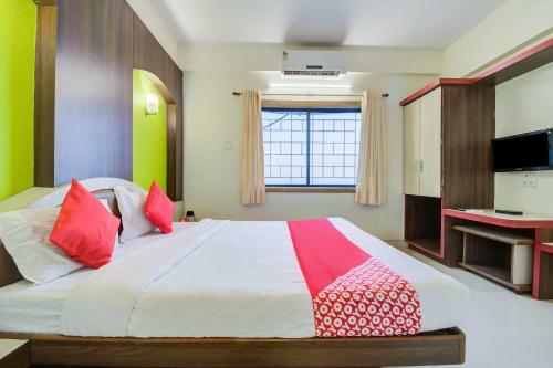 Oyo 24766 Hotel Sonai Palace