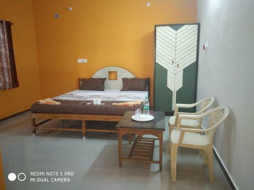 Hostal Nakshatraa Guest House