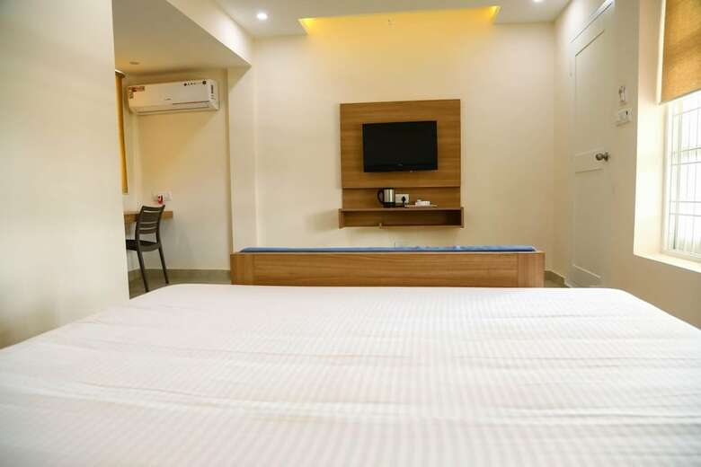 Oceanside Hotel