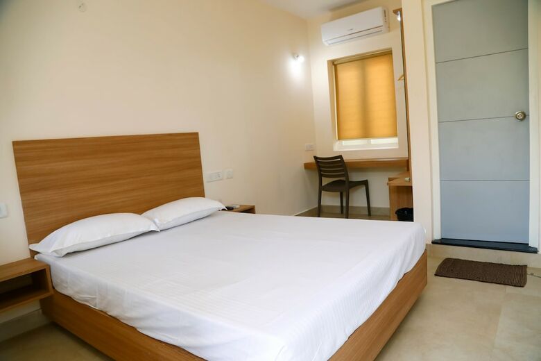 Oceanside Hotel