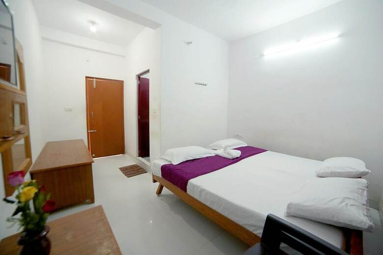 Hotel Nandika Residency