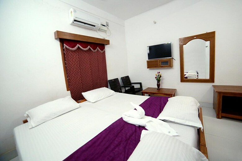 Hotel Nandika Residency