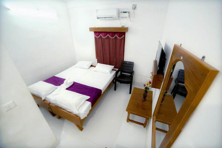 Hotel Nandika Residency