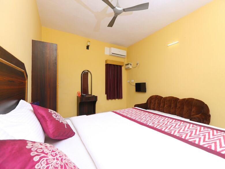 Hostal Oyo 12785 Art Guest House