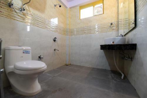 Apartamento Greenery View 1br Cottage Near Naggar Road