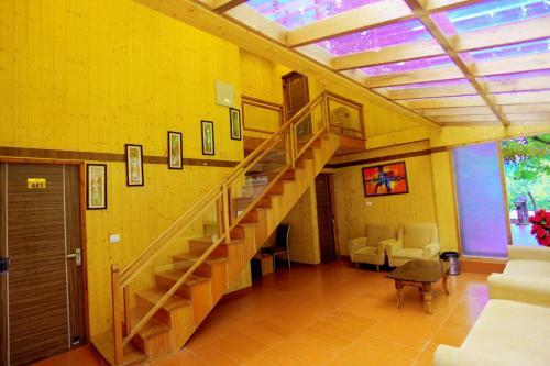 Hotel Amara Resorts Manali