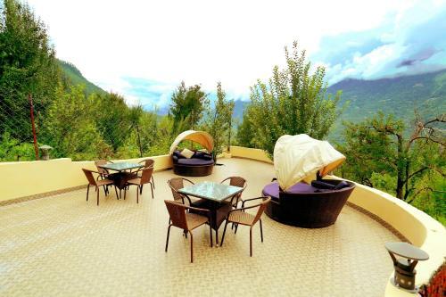 Hotel Amara Resorts Manali