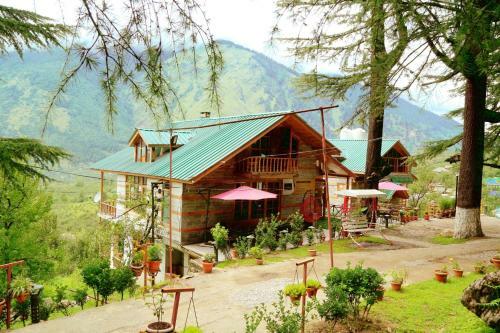 Hotel Amara Resorts Manali