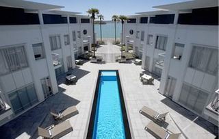 Hotel The Waterfront Suites Paihia