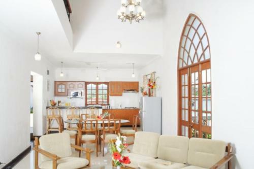 Villa With A Pool In Mapusa, Goa, By Guesthouser 57875