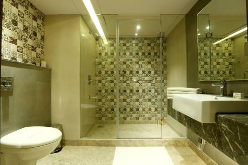 Centrum Hotel By Brijwasi