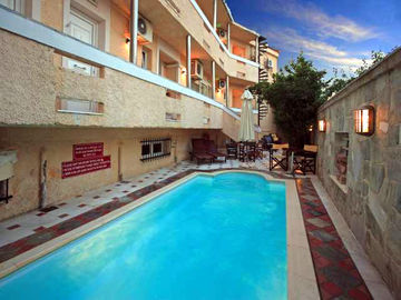 Apartamentos Thymis Home