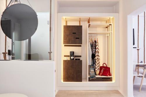 Hotel Absolute Mykonos Suites & More
